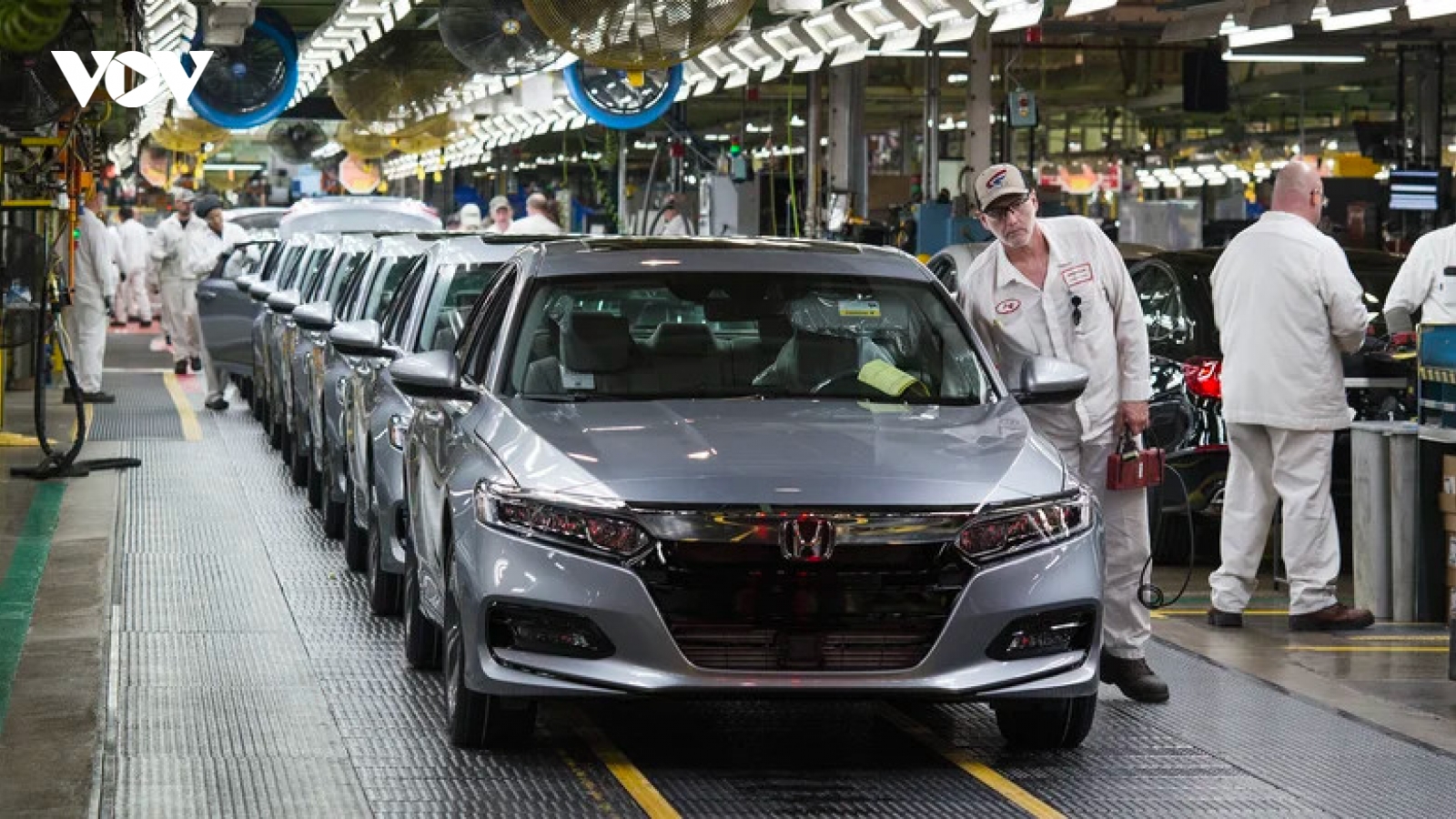 Lý do Honda loại bỏ hộp số sàn trên Accord 2023