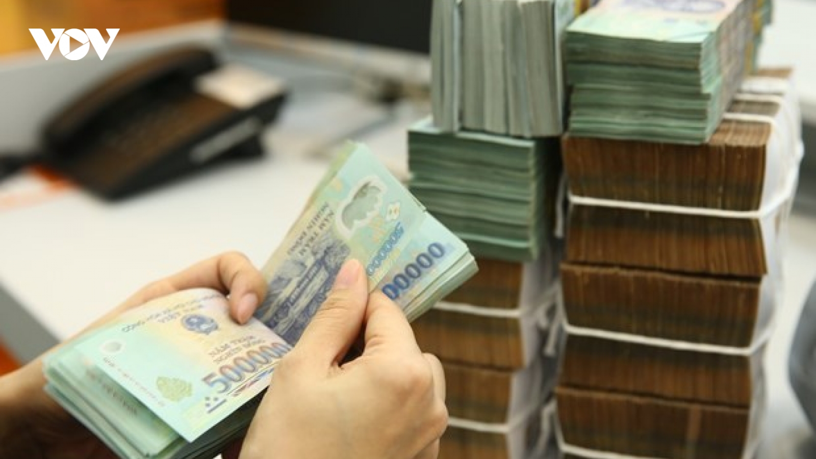 Ngân hàng Nhà nước "nhắc nhở" các ngân hàng cho vay lãi suất cao