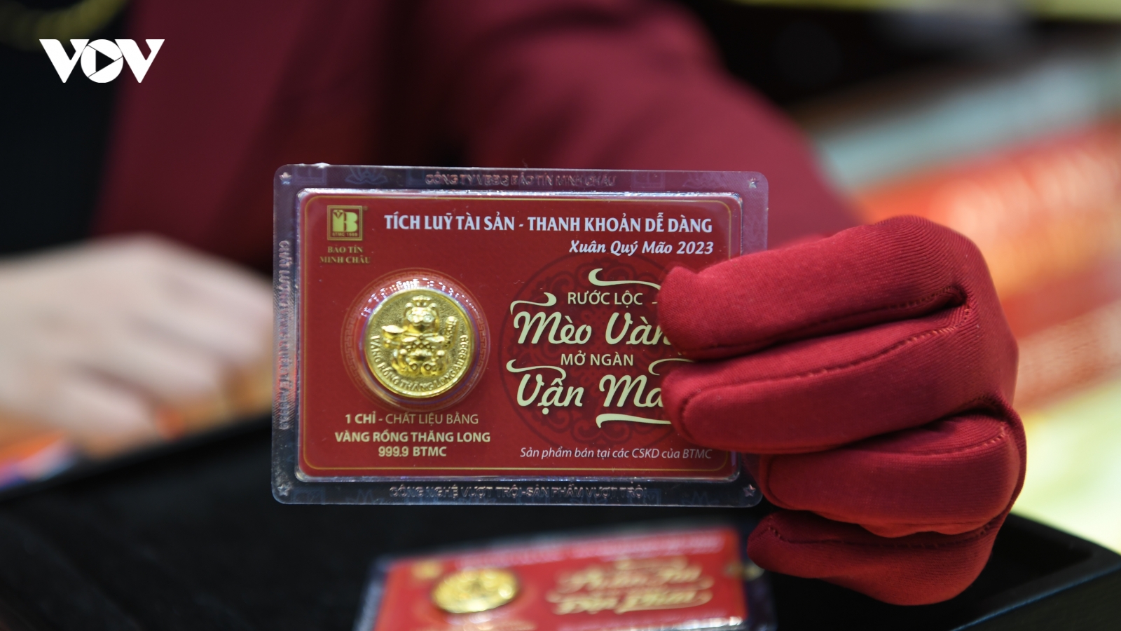 Giá vàng trong nước và thế giới cùng giảm