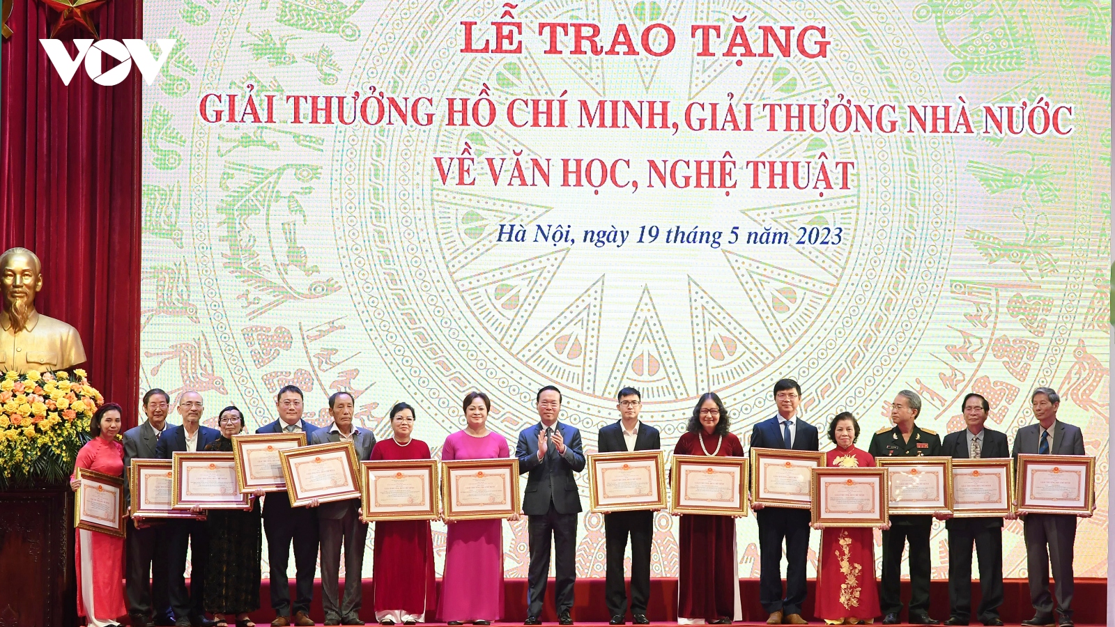 Trao Giải thưởng Hồ Chí Minh, Giải thưởng Nhà nước cho 128 tác giả, đồng tác giả