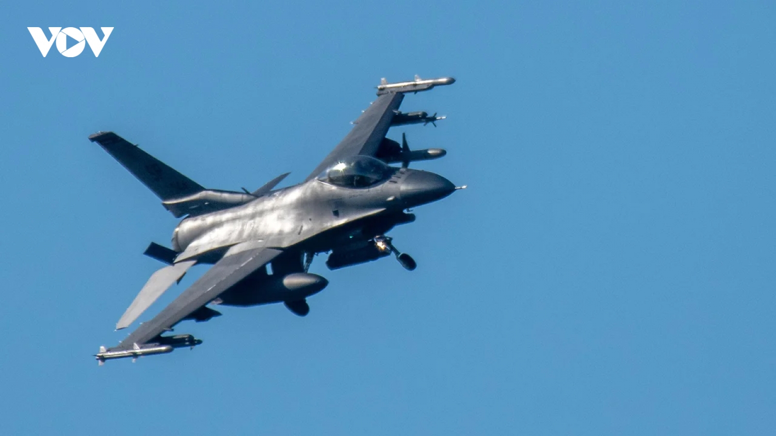 Chưa nước nào sẵn sàng gửi F-16 cho Ukraine dù được Mỹ bật đèn xanh