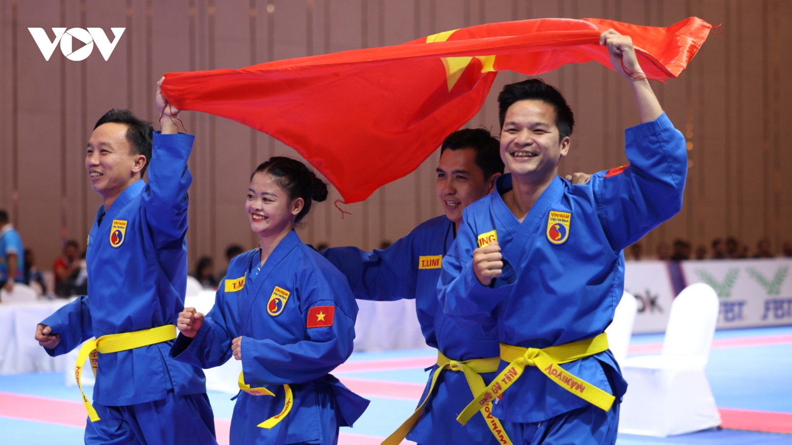Bảng tổng sắp huy chương SEA Games 32 mới nhất: Đoàn Việt Nam kém Thái Lan 1 HCV