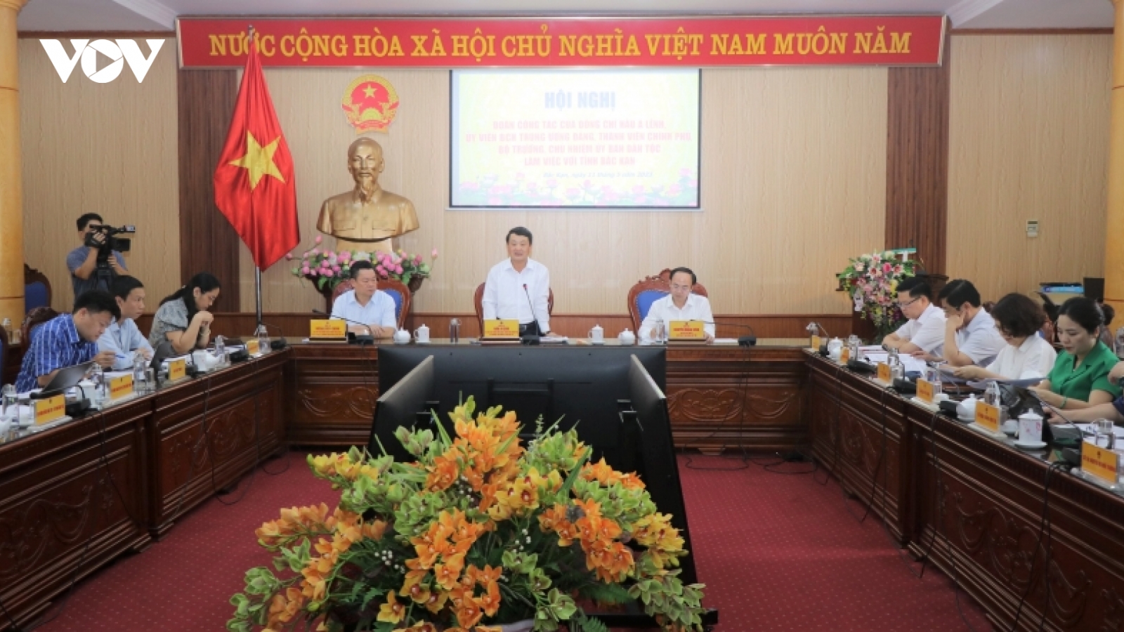 Bộ trưởng, Chủ nhiệm Ủy ban Dân tộc Hầu A Lềnh làm việc tại Bắc Kạn