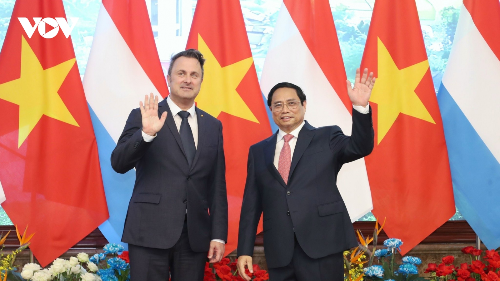 Toàn cảnh lễ đón và hội đàm giữa Thủ tướng Việt Nam và Thủ tướng Luxembourg