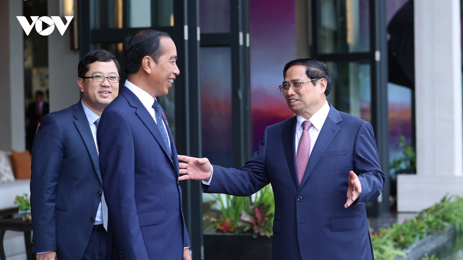 Thủ tướng Phạm Minh Chính gặp Tổng thống Indonesia và Thủ tướng Campuchia
