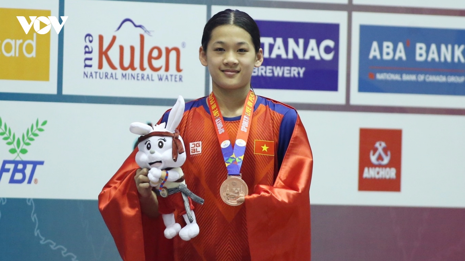 VĐV 14 tuổi giành huy chương cho bơi lội Việt Nam ngay lần đầu dự SEA Games