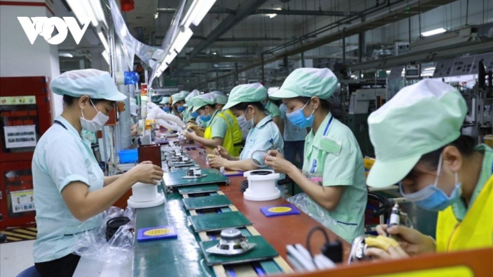 Bảo vệ quyền, lợi ích hợp pháp cho lao động nữ làm việc ở nước ngoài