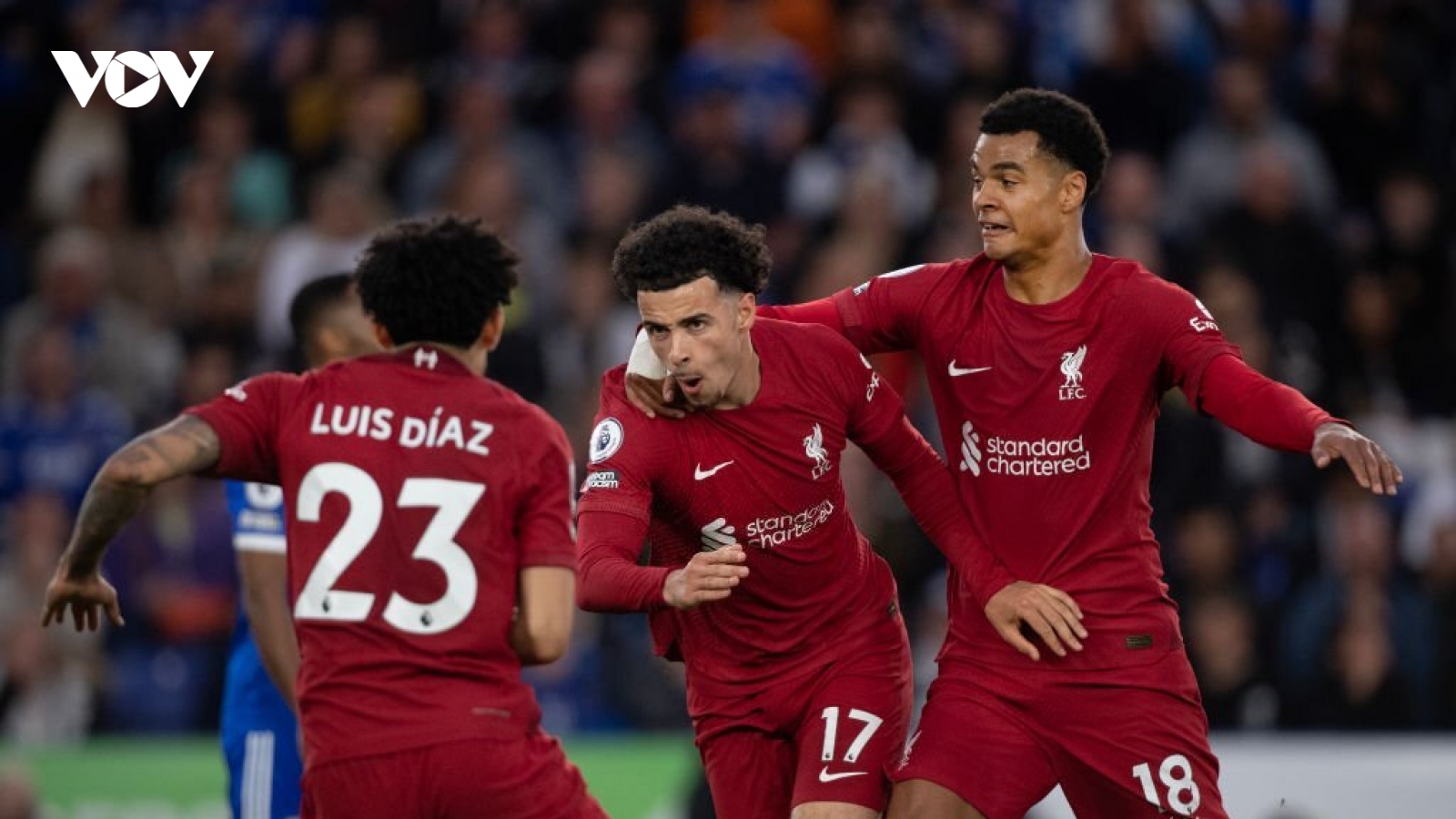 Thắng trận thứ 7 liên tiếp, Liverpool phả hơi nóng vào MU trong cuộc đua top 4