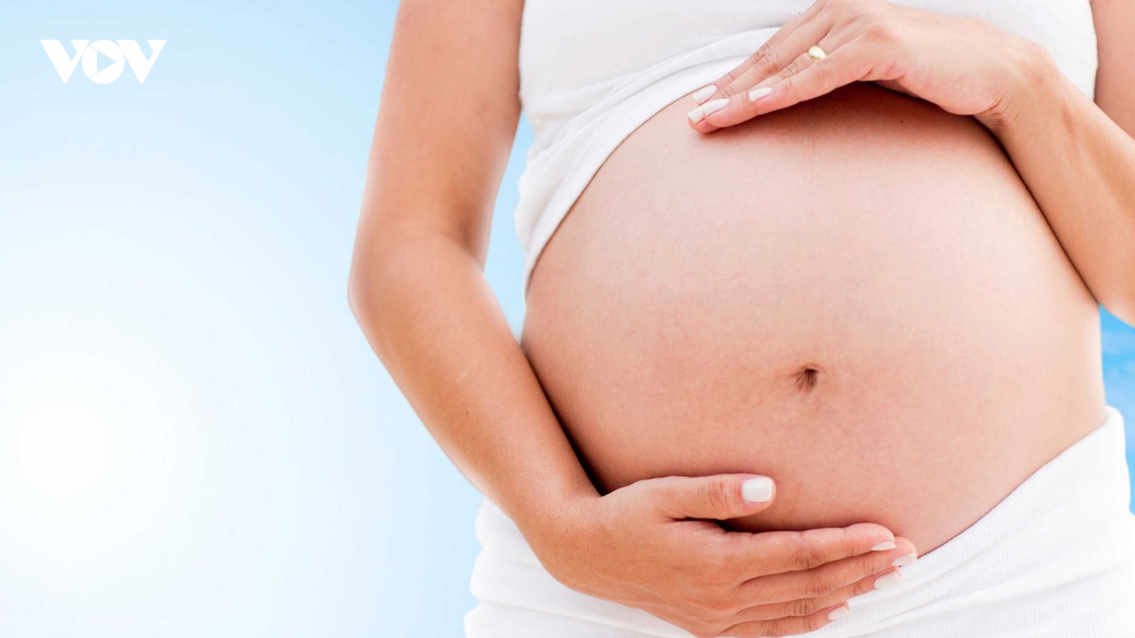 Lên chức bà ngoại ở tuổi 34