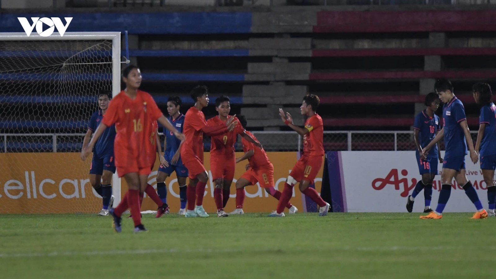 Thắng sốc trước Thái Lan, Myanmar hẹn ĐT nữ Việt Nam ở chung kết SEA Games 32