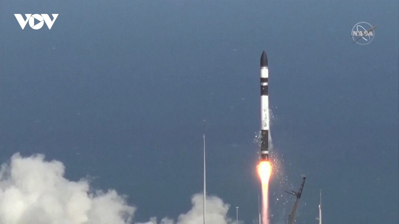 NASA phóng thành công vệ tinh giám sát bão đầu tiên
