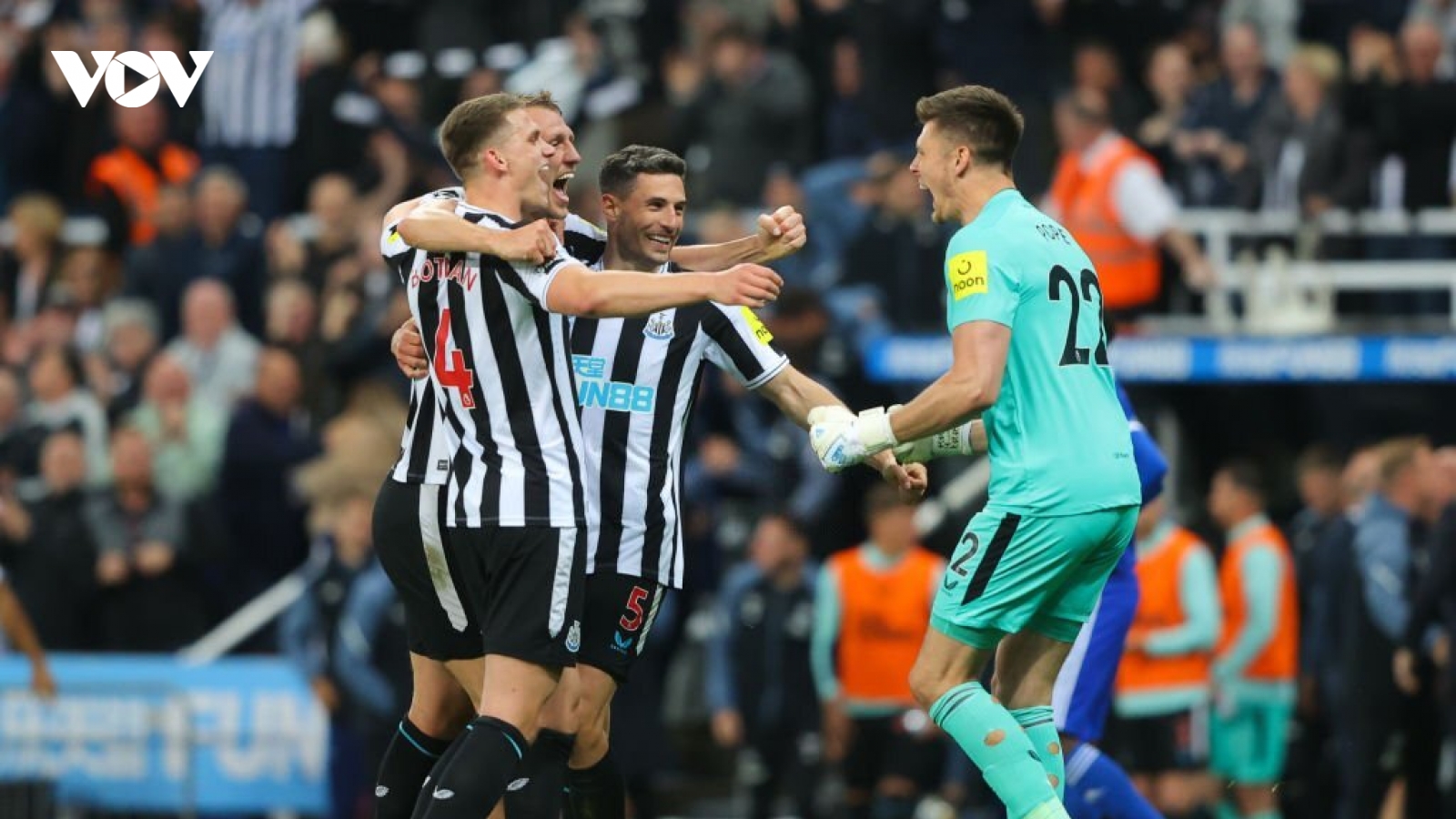 Newcastle chính thức giành quyền tham dự Cúp C1 châu Âu 2023/24