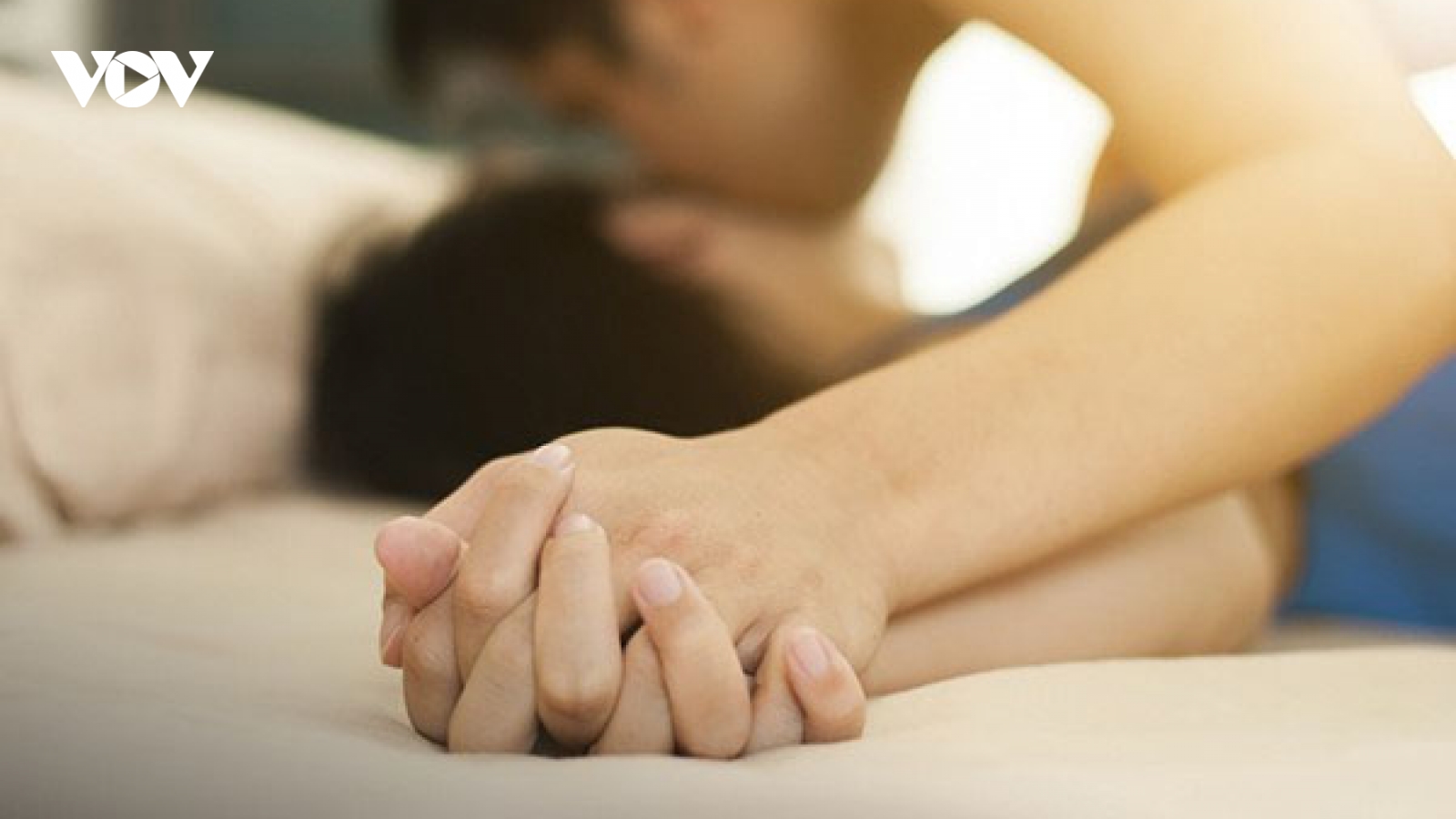 Đau đớn khi chồng ngoại tình với người mà tôi không thể ngờ