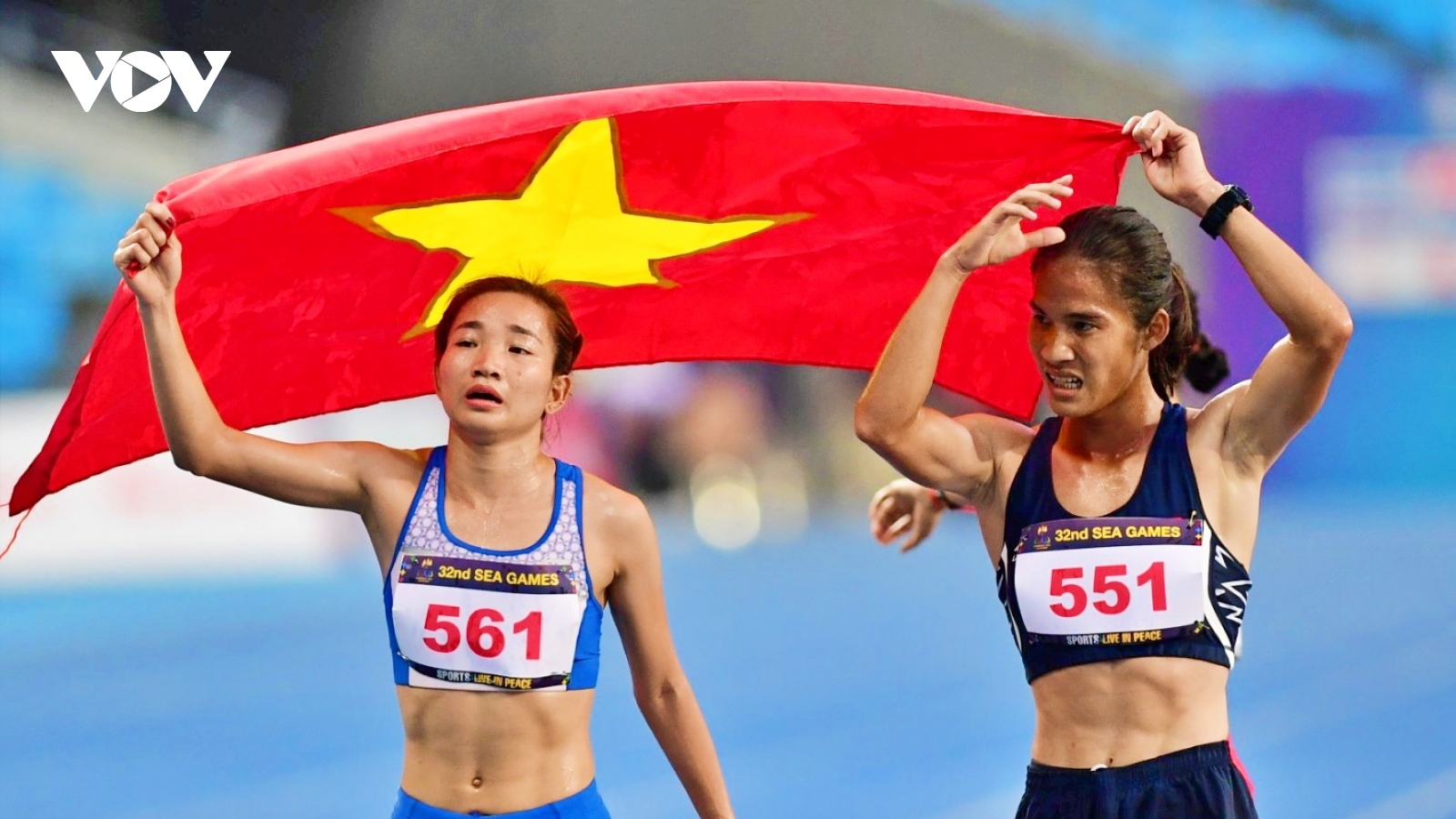 Nguyễn Thị Oanh hạnh phúc khi giành 2 HCV trong 30 phút tại SEA Games 32