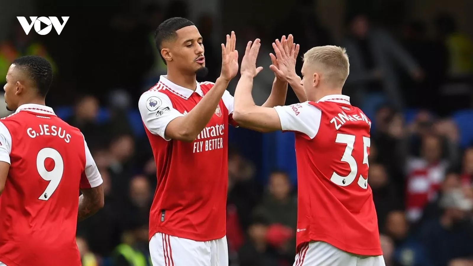 2 trụ cột báo tin "sét đánh", Arsenal khó mơ lật đổ Man City