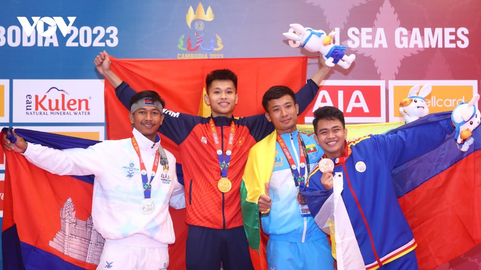 Bảng tổng sắp huy chương SEA Games 32 mới nhất: Đoàn Việt Nam tiếp tục bỏ xa Thái Lan