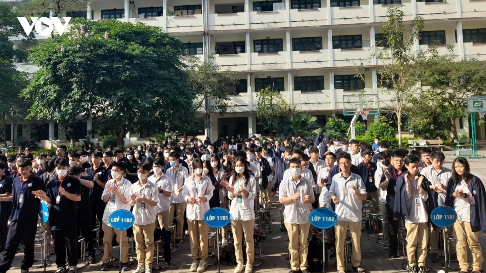 Hiệu trưởng THPT Khương Hạ bất ngờ khi trường dẫn đầu tỷ lệ chọi vào lớp 10