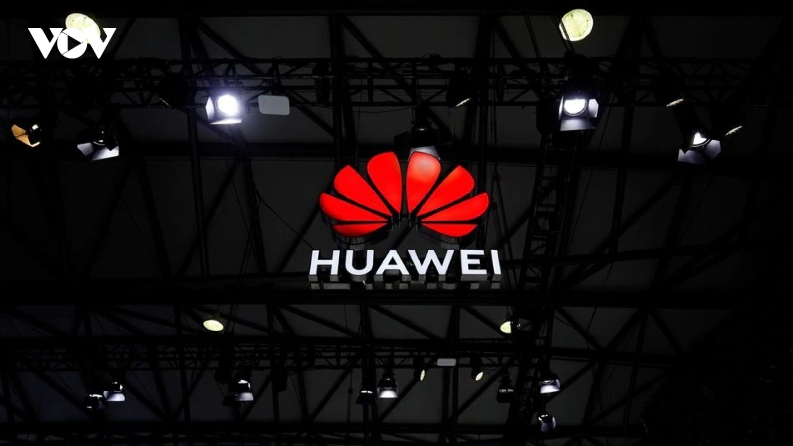 Hungary mở rộng liên kết với Huawei, ngăn chặn gói hỗ trợ cho Ukraine