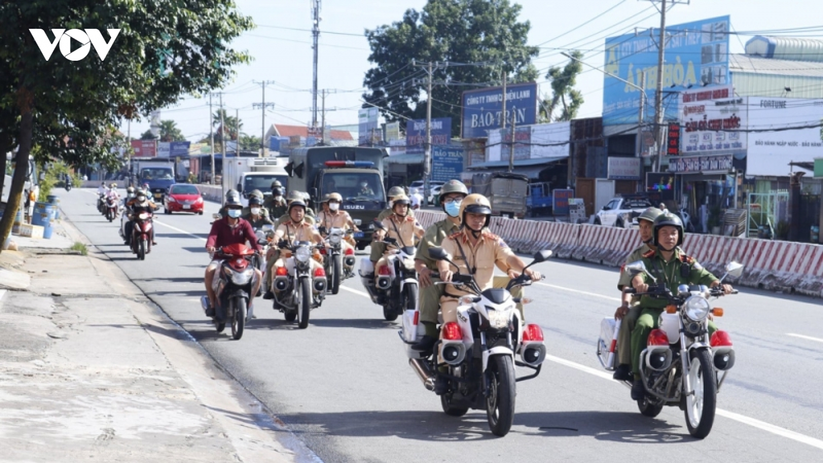Hơn 1.870 trường hợp vi phạm giao thông trong những ngày nghỉ lễ ở Bình Dương