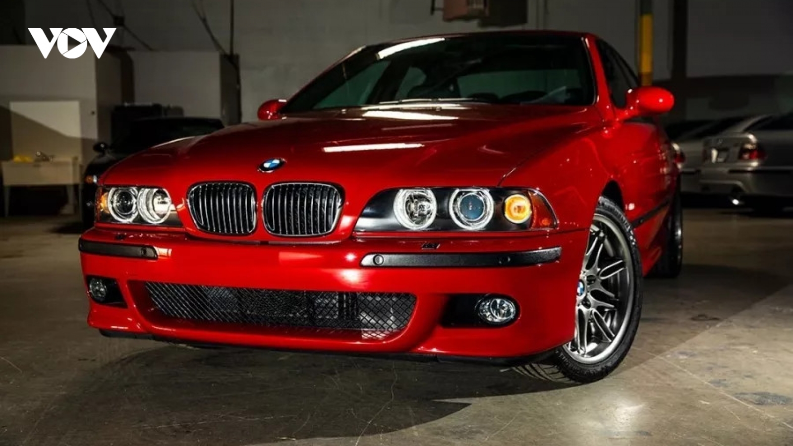 Cận cảnh BMW M5 20 năm tuổi được rao bán hơn 7 tỷ đồng