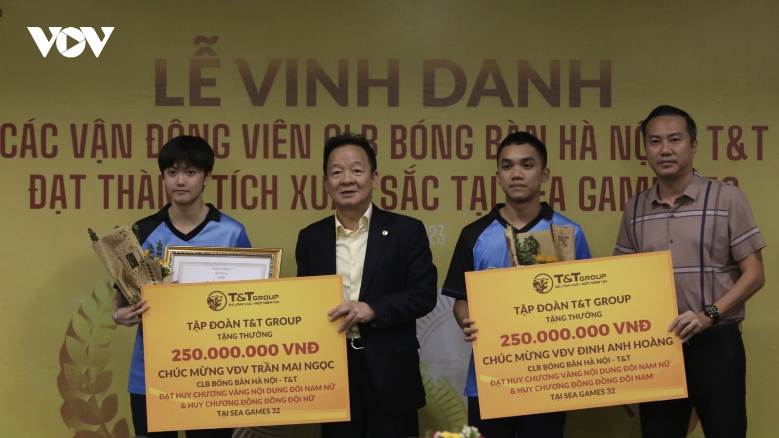 Bầu Hiển thưởng lớn cho VĐV bóng bàn giành HCV lịch sử ở SEA Games 32