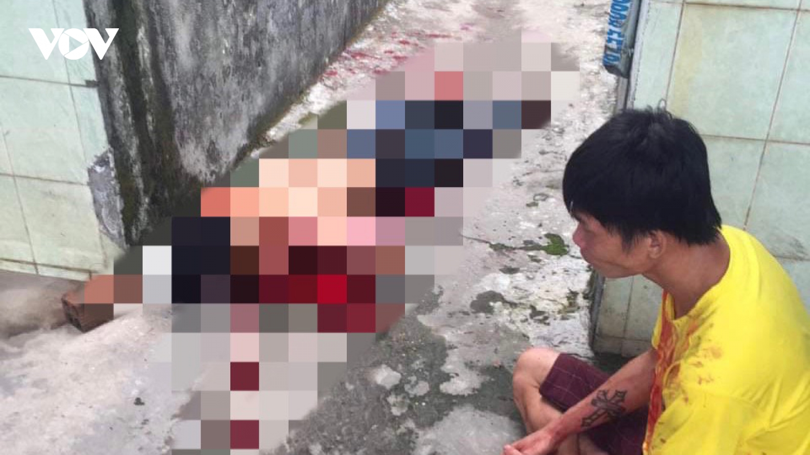 Người đàn ông đâm chết bạn nhậu ở Bình Dương khai do vợ bị sàm sỡ