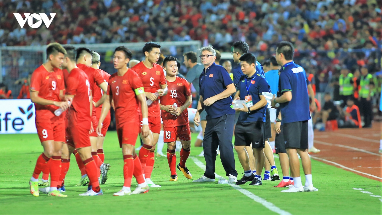 90 phút "cháy hết mình'' trong ngày ra mắt ĐT Việt Nam của HLV Troussier
