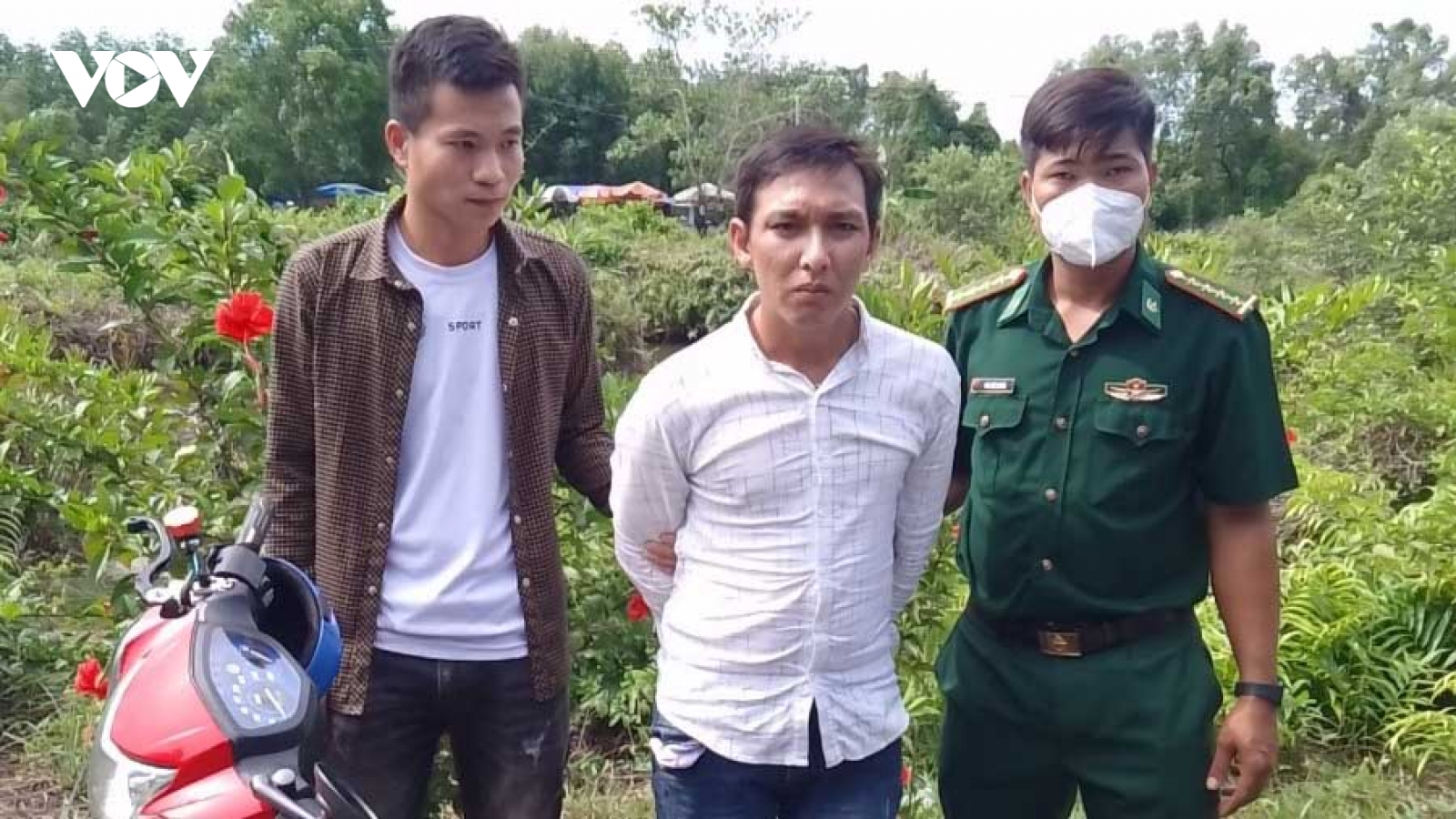 Đồn Biên phòng Rạch Gốc, Cà Mau bắt 2 vụ vận chuyển, tàng trữ ma túy