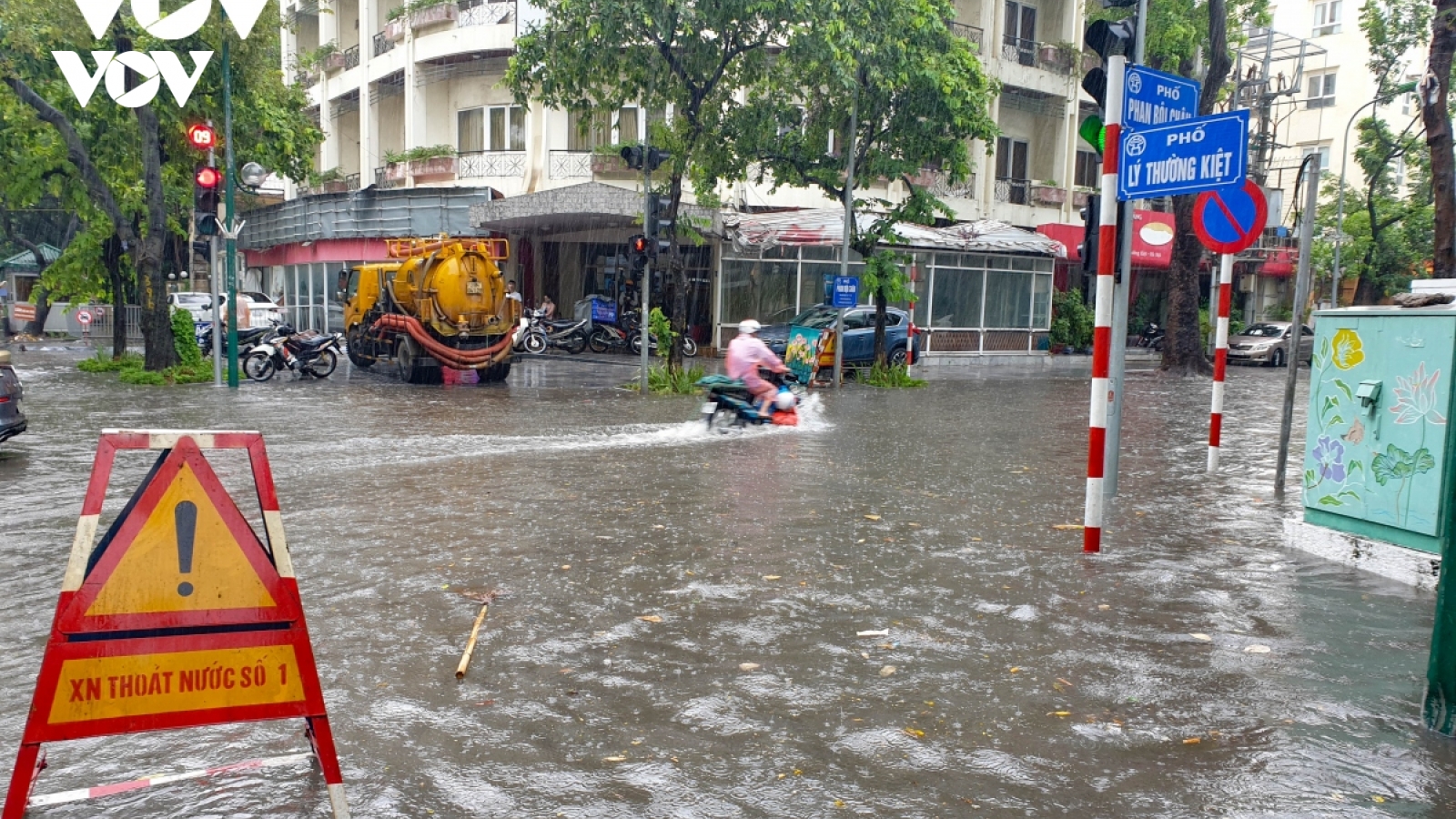 Thời tiết hôm nay 25/6: Đông Bắc Bộ tiếp tục mưa lớn, Tây Nguyên đề phòng lũ quét
