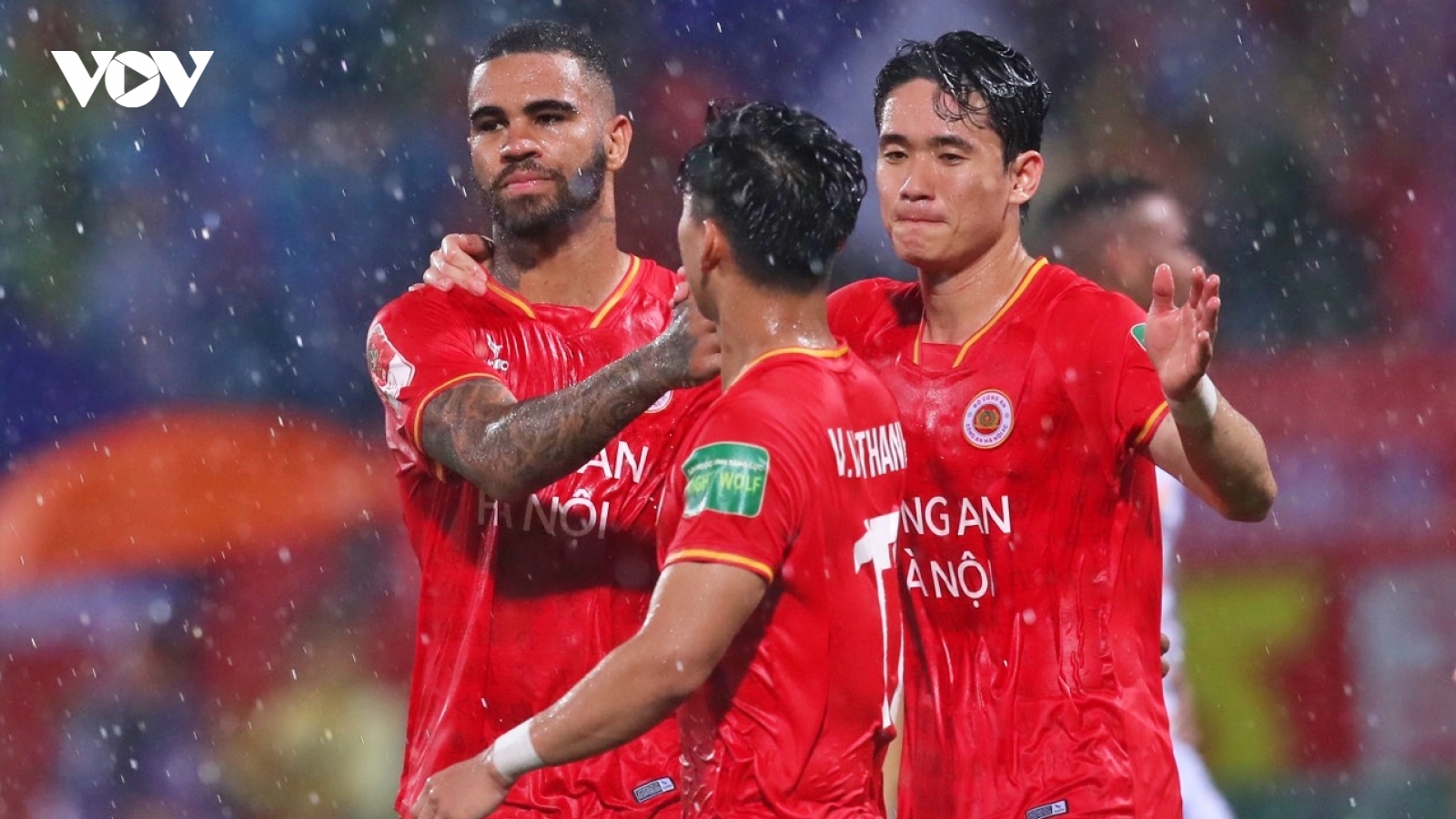 Sau vòng 12 V-League 2023: CLB CAHN soán ngôi đầu của Thanh Hóa