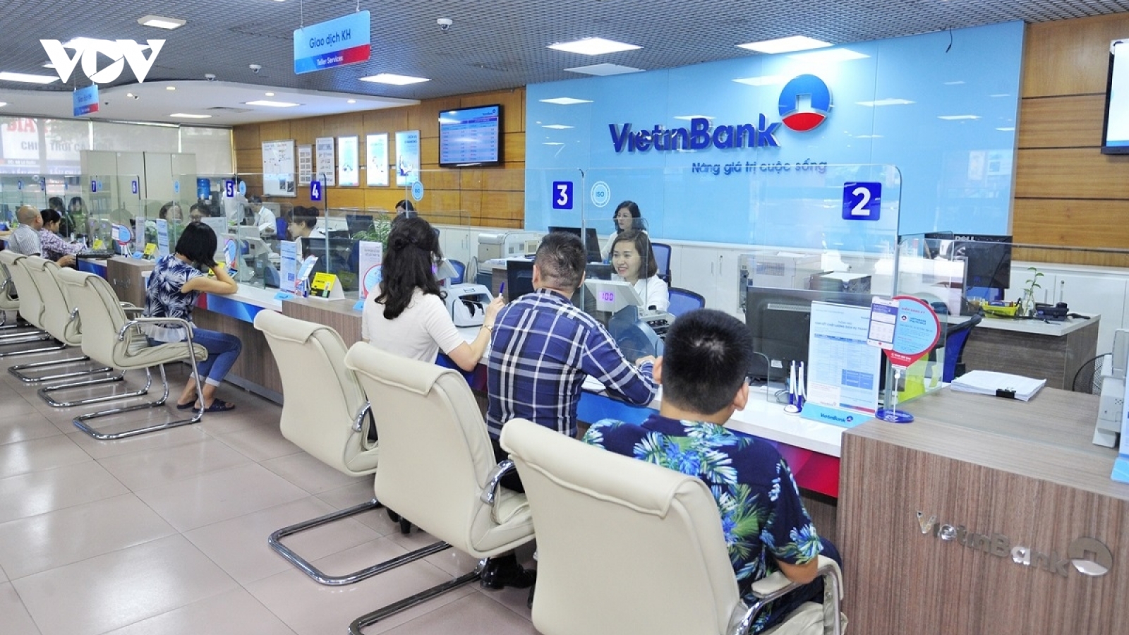 Giảm lãi suất điều hành: Cơ sở để các ngân hàng hạ lãi suất huy động và cho vay