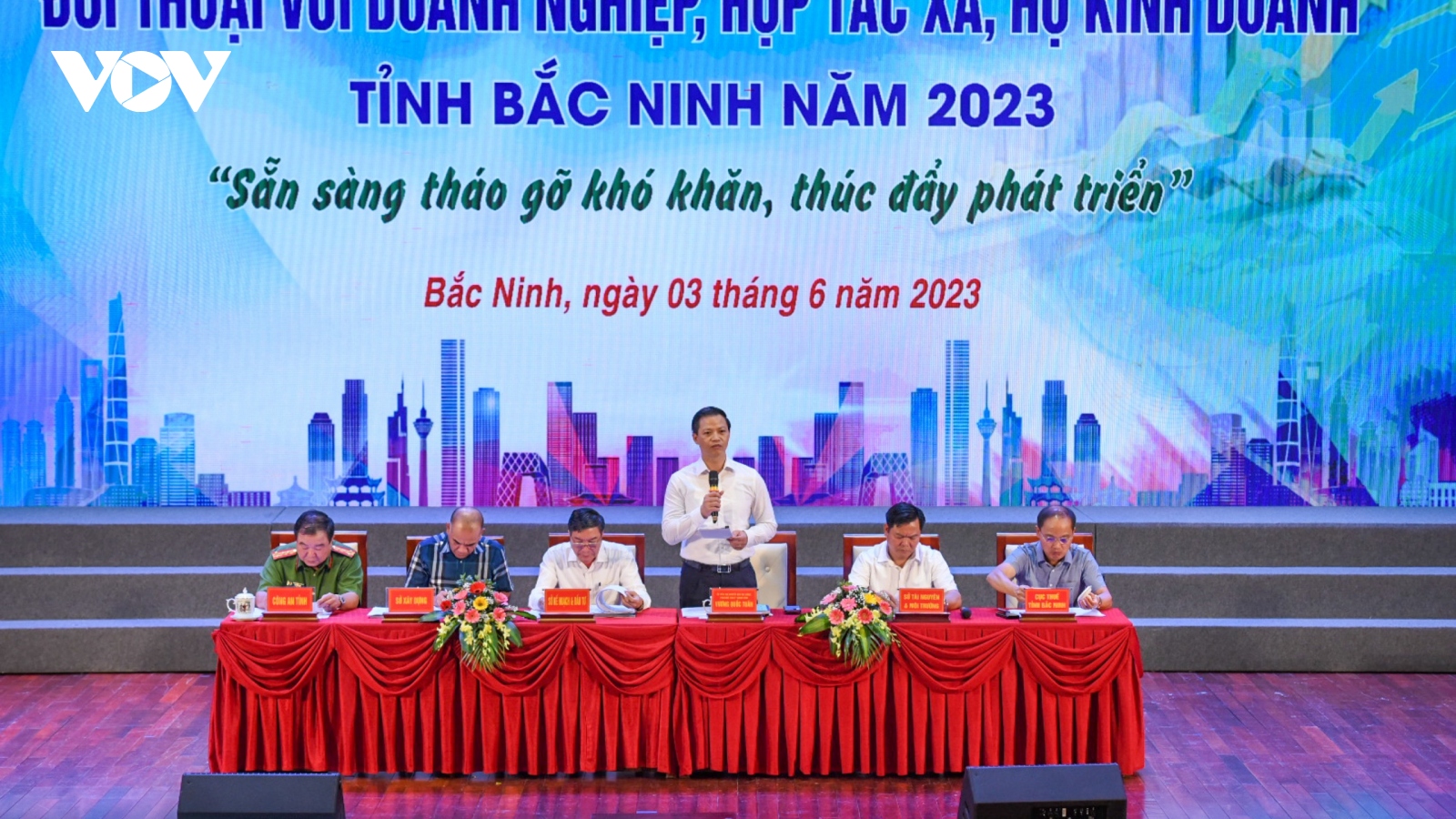 Bắc Ninh sẵn sàng cùng doanh nghiệp tháo gỡ khó khăn, thúc đẩy phát triển