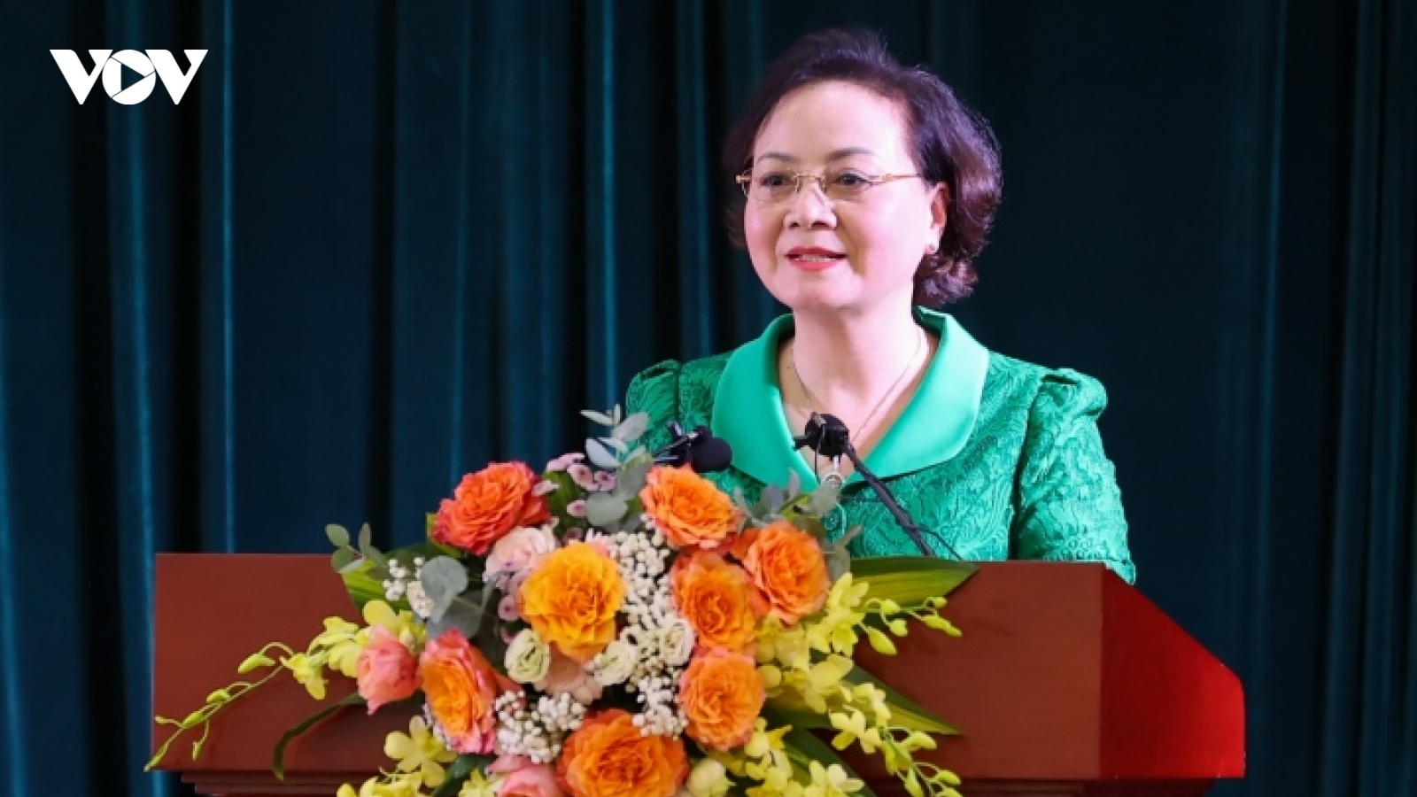 Bộ trưởng Nội Vụ: Sẽ bỏ thi, xét thăng hạng viên chức