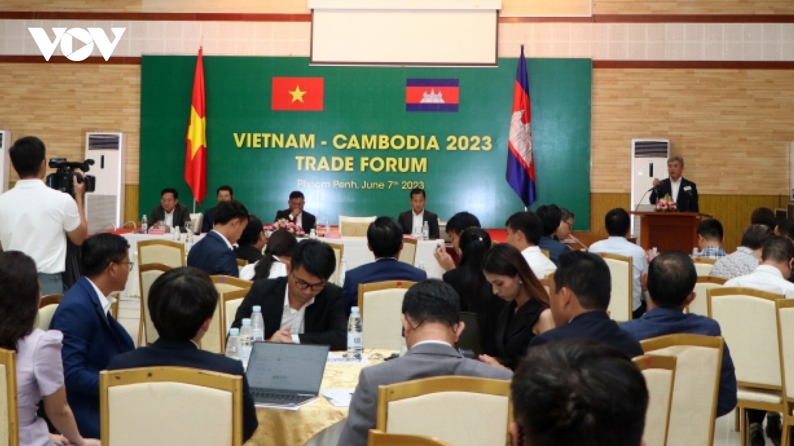 Doanh nghiệp Việt Nam – Campuchia tăng cường hợp tác cùng phát triển