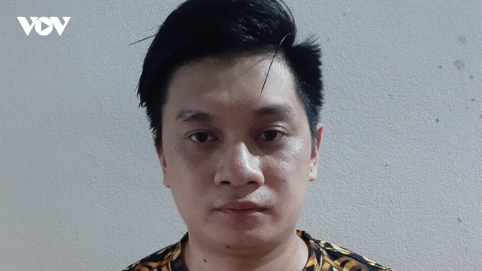 Tạm giữ hình sự "yêu râu xanh" xâm hại thiếu nữ