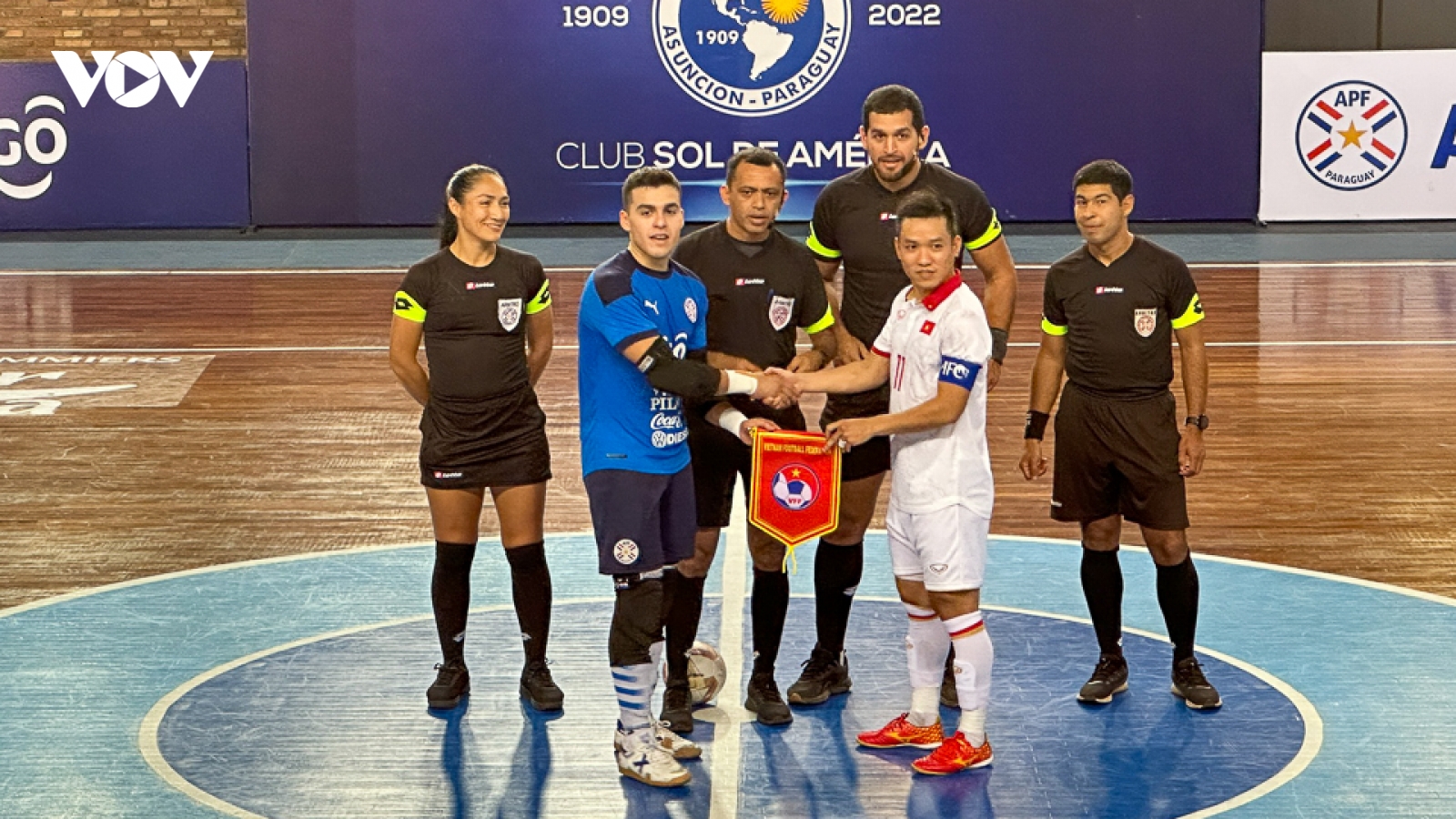 ĐT Futsal Việt Nam thua sát nút Paraguay trong trận giao hữu đầu tiên ở Nam Mỹ