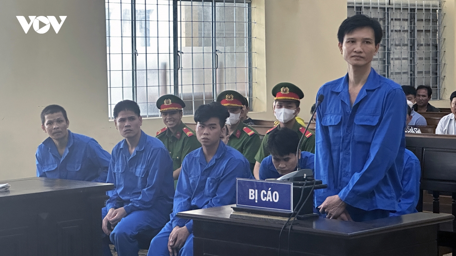2 án tử hình, 2 án chung thân trong vụ giết người quăng xác xuống biển