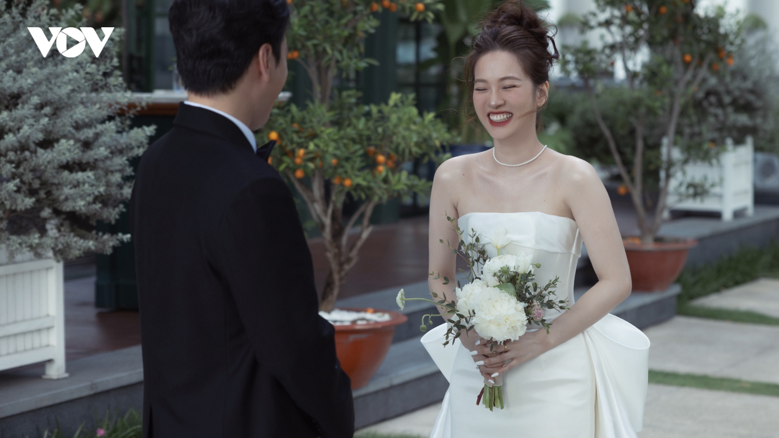 Nhạc sĩ JayKii và người mẫu Mai Anh đẹp ngọt ngào trong ngày cưới