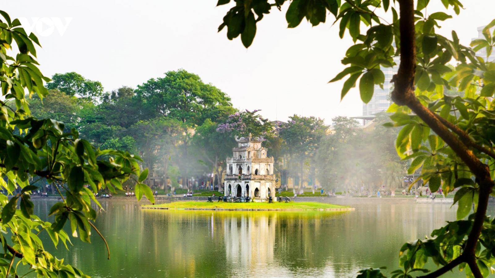 Hà Nội nằm trong top điểm đến an toàn nhất đối với phụ nữ du lịch một mình