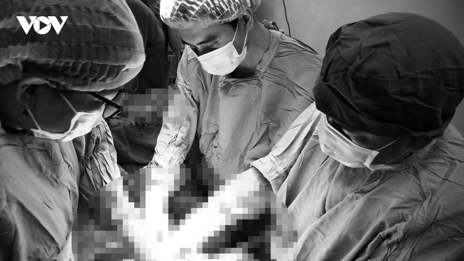 Cứu sống mẹ con sản phụ bị tăng Triglycerid máu nặng, nguy hiểm