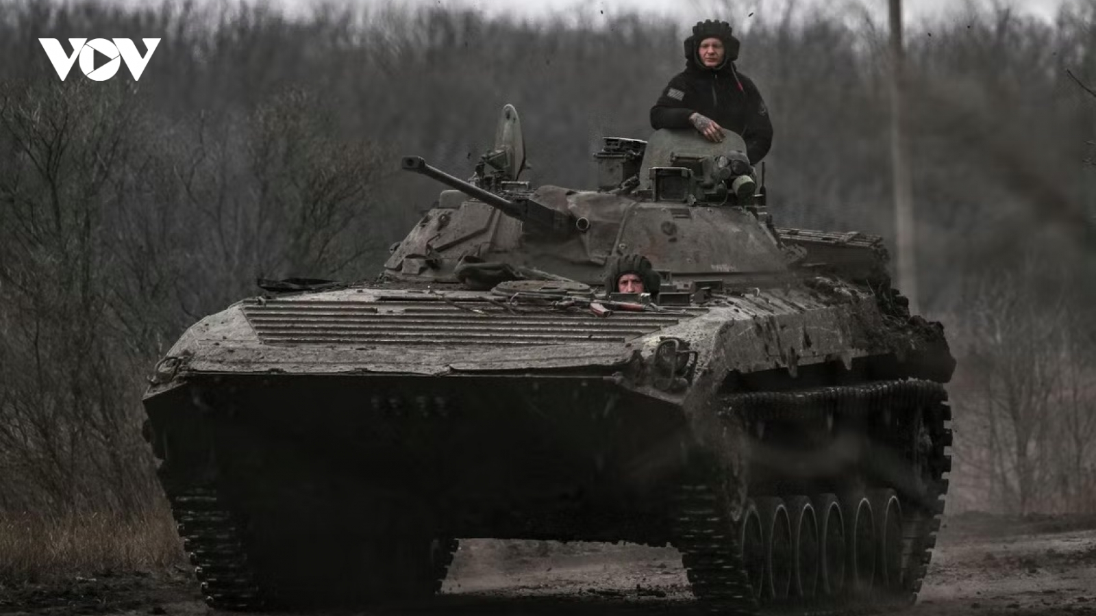 Thế khó của Ukraine: Xe thiết giáp yếu và dễ dàng bị Nga phát hiện từ xa