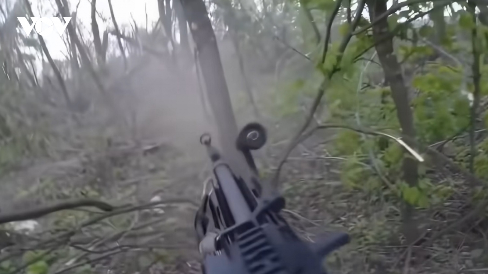 Ukraine tung video nã đạn vào căn cứ của Nga gần Bakhmut, phá hủy kho đạn dược