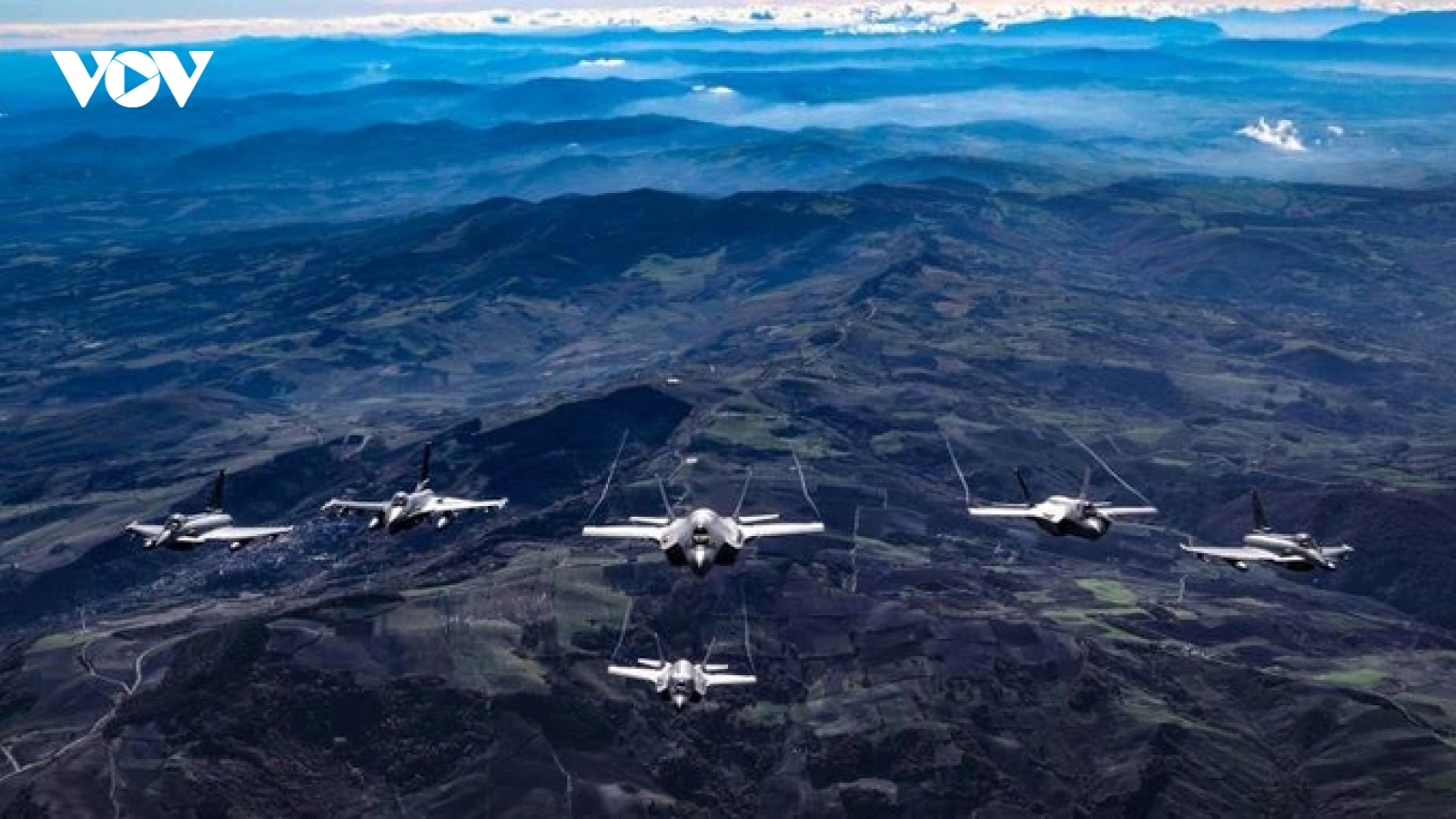 NATO tập trận lớn chưa từng có, Đức để ngỏ khả năng đối thoại với Nga