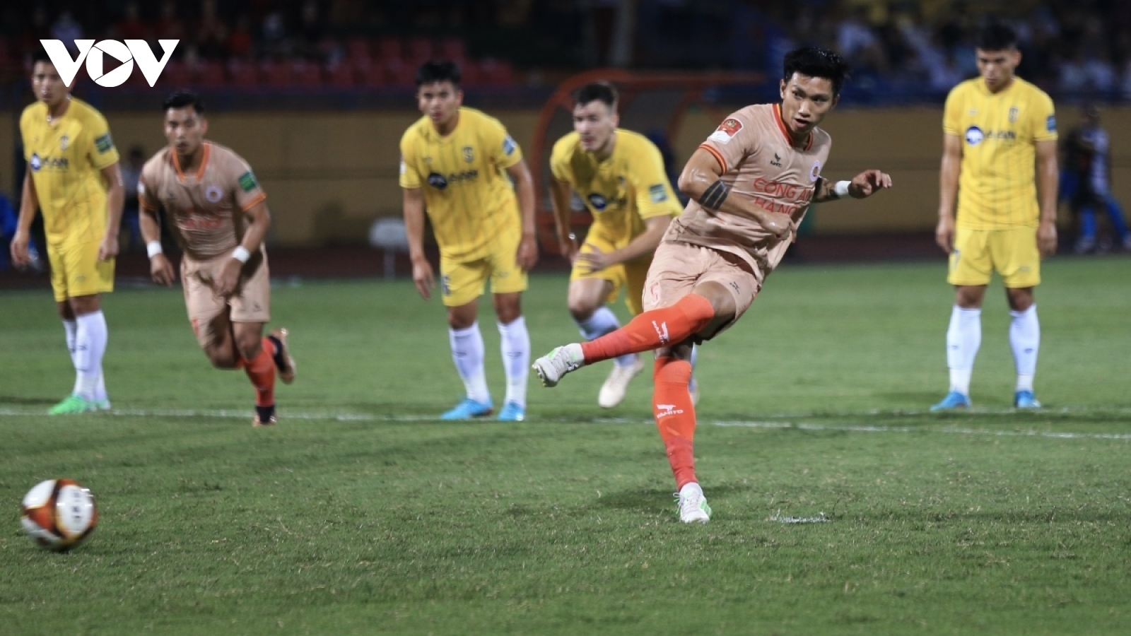 TRỰC TIẾP Thanh Hoá - CLB Công an Hà Nội: Thư hùng trên đỉnh BXH V-League 2023