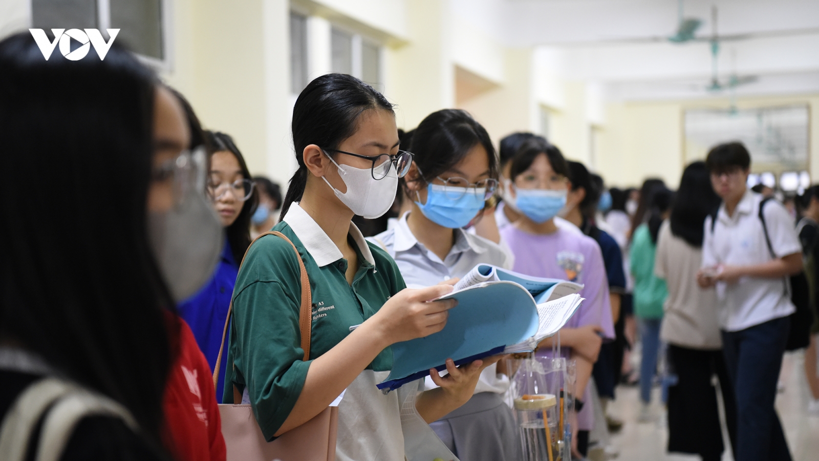 Thi vào 10 tại Hà Nội: Giáo viên chỉ cách làm bài để không mất điểm ở môn Ngữ văn