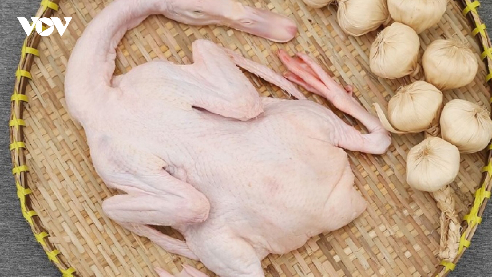 Tuyệt chiêu khử mùi hôi thịt vịt để có món ăn ngon