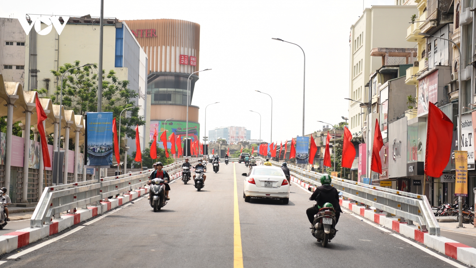 Thông xe công trình cầu vượt 150 tỷ ở Hà Nội