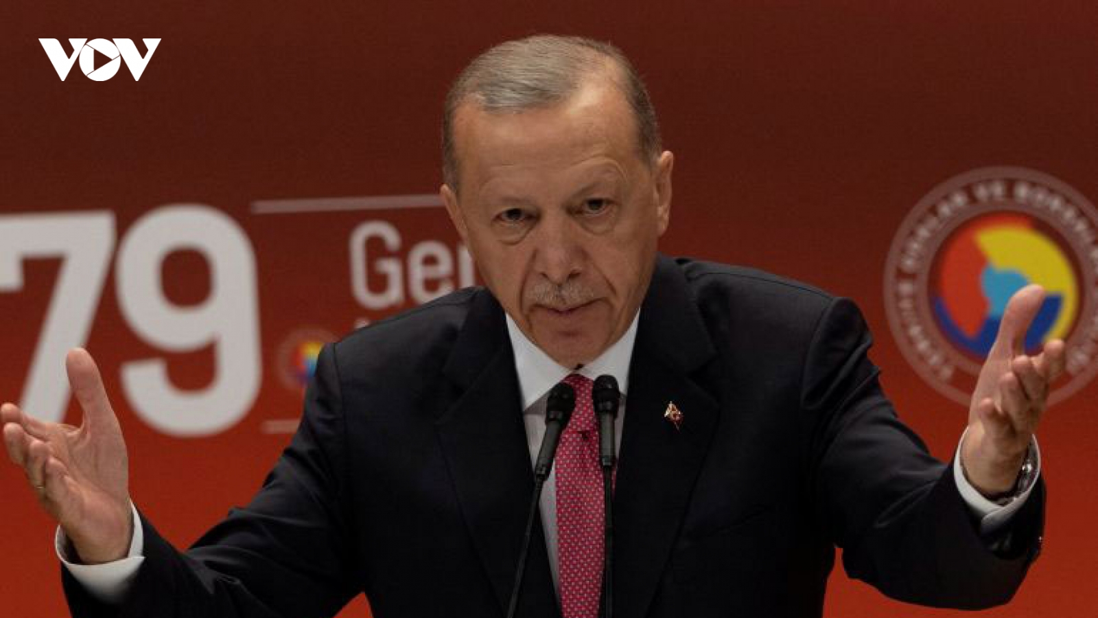 Ông Erdogan đắc cử Tổng thống Thổ Nhĩ Kỳ với 52% phiếu bầu