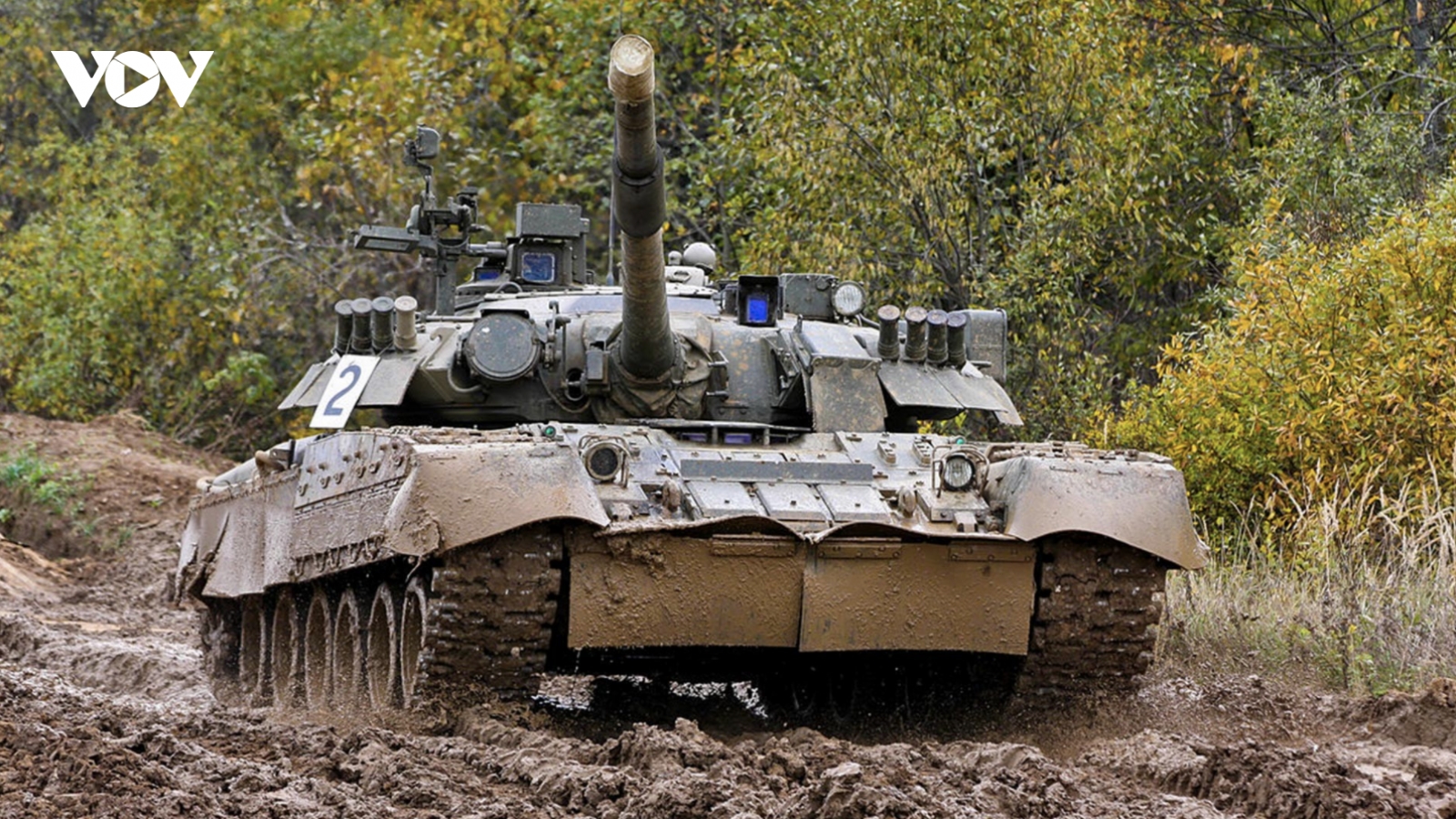 Xe tăng Nga ồ ạt dội hỏa lực phá hủy thành trì của Ukraine