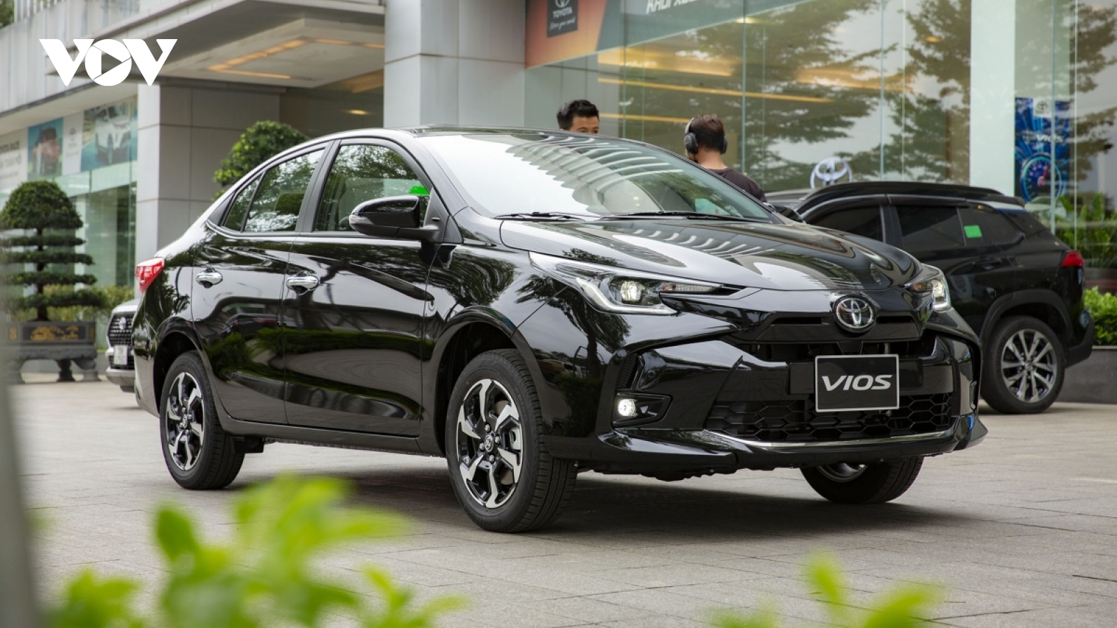 Toyota tiếp tục dẫn đầu thị trường ô tô du lịch Việt Nam về doanh số